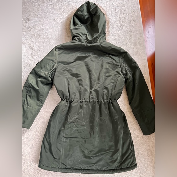 Banana Republic Sherpa Parka with faux fur hood - Picture 4 of 5